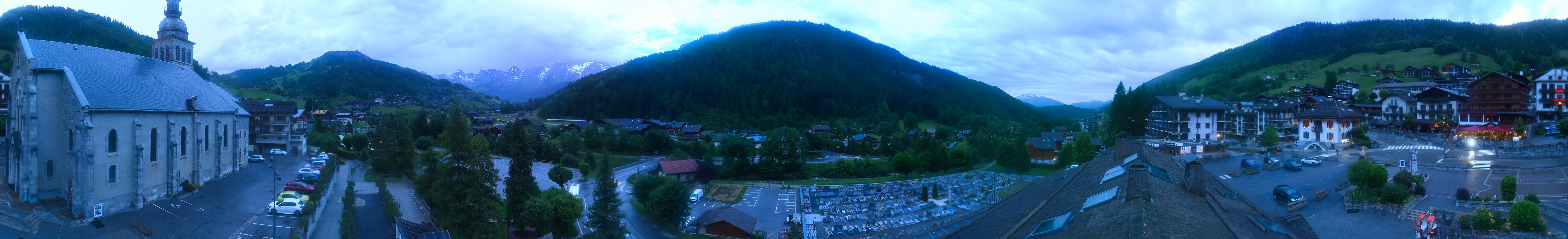 Grand Bornand village panorama webcam 