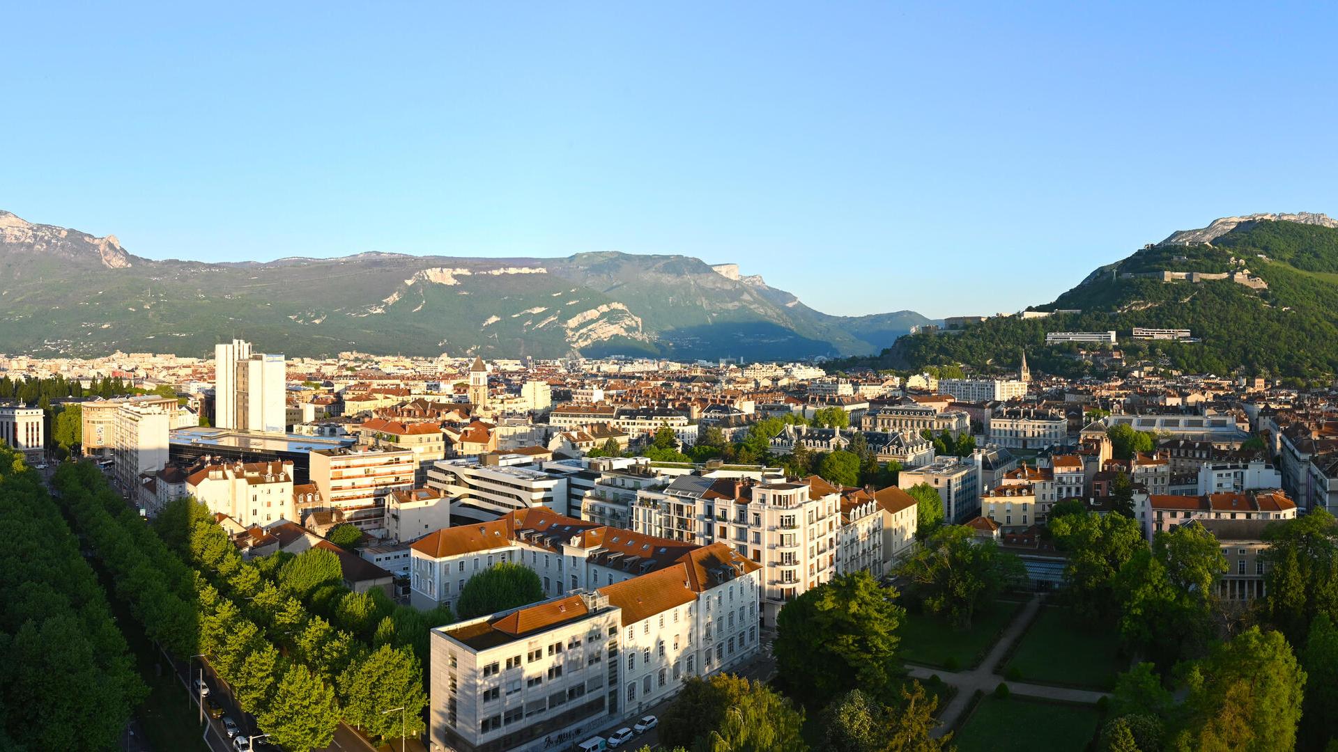 Vue Grenoble depuis l'hotel de ville